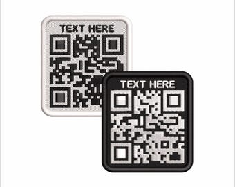 Aangepaste geborduurde QR-codepatch: tekst bovenaan - opstrijken/klittenband