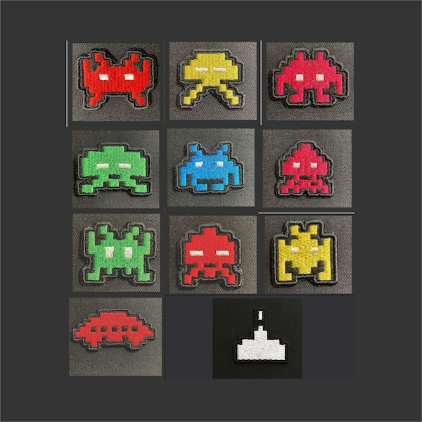 Lot de 11 écussons brodés Space Invaders - À repasser/à coudre