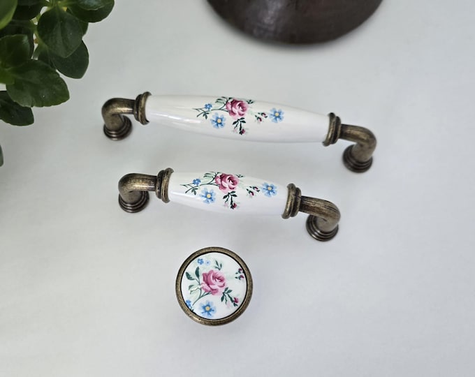 Floral Porcelain Pull: Boho Handles and Vintage Knobs