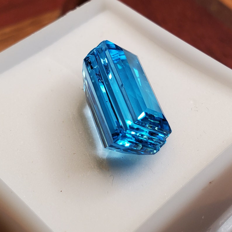 Swiss Blue Topaz JTV Loose Gemstone Fancy Cut Step 18x11mm Approx 15.62