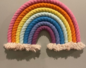 Cabide de parede Rainbow Macrame (sete cores)