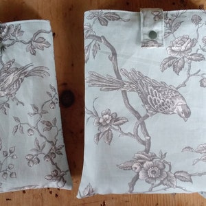 Protective book cover - 3 sizes - toile de jouy pattern