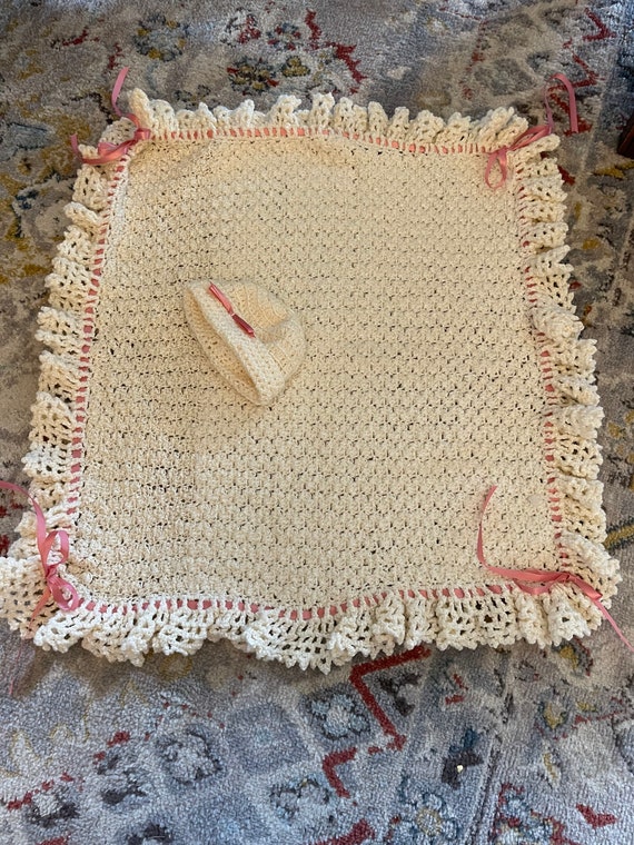 Vintage unisex adjustable baby blanket and cap