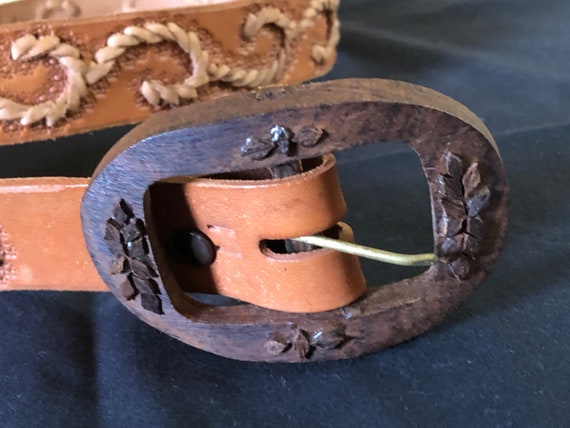 Vintage Western Leather Belt Size L Vintage Western L XL Tooled Embossed Black Thick Leather  main image 4