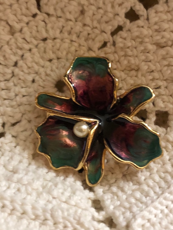 vintage cloisonné pin / brooch / ladies pins / bro