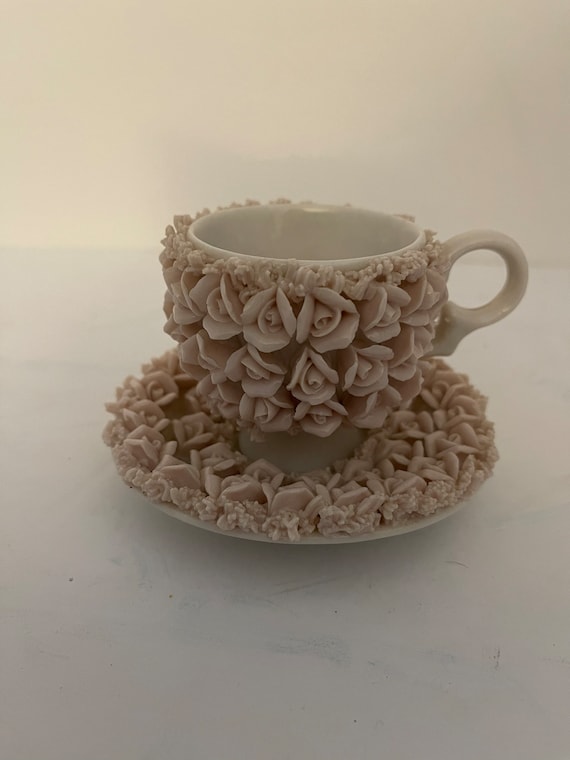 Vintage handbuilding porcelain ceramic cup and sau
