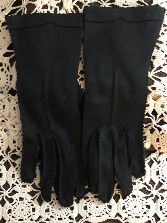 Vintage navy blue womens dress gloves from the 40… - image 2