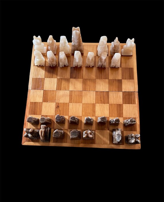 The One Thing Missing From Online Chess - Pushing Wood