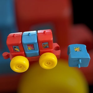Vintage Italian Pull Train Parts: Colorful Toy Replacement Pieces