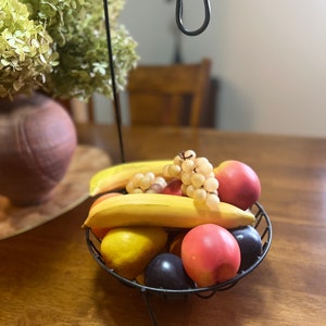 Vintage black metal wire Fruit Basket/storage bowl