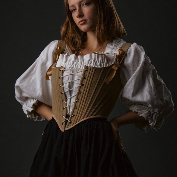 Artemisia Maßgeschneidertes Korsett Top, Cottagecore, Renaissance Faire Korsett, Stays von Of Witches and Bards