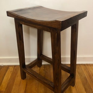 Sloped bar & counter stool