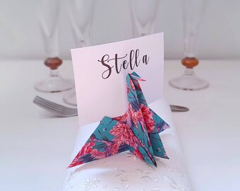 Segnaposto per tavola, decorazione matrimonio, origami piegati a mano come supporto per tag con nome, decorazioni di carta per feste.