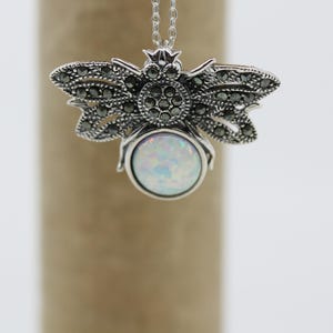 BUTTERFLY Silver 925 Opal Marcasite Vintage Style Necklace