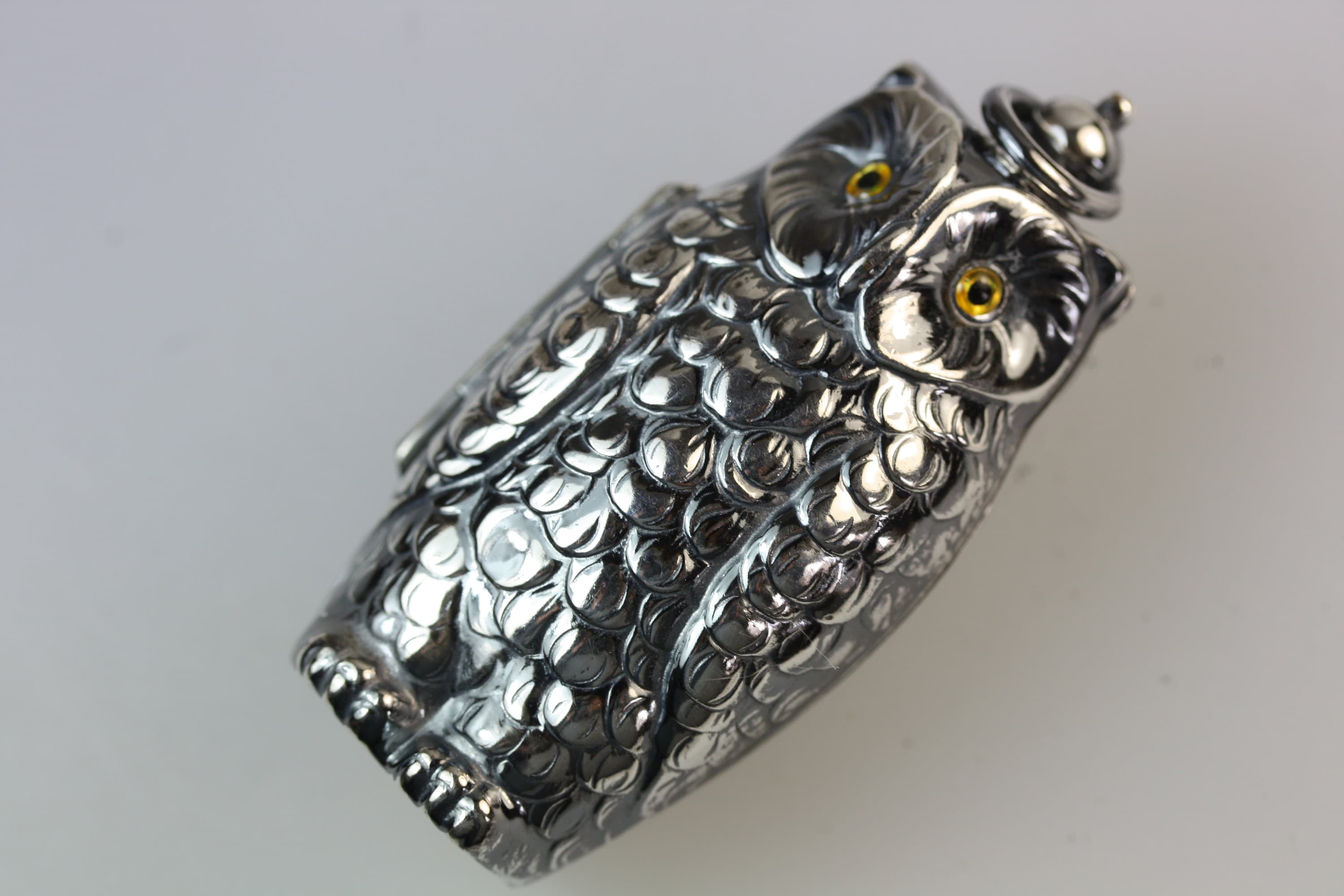Sovereign case - Etsy 日本