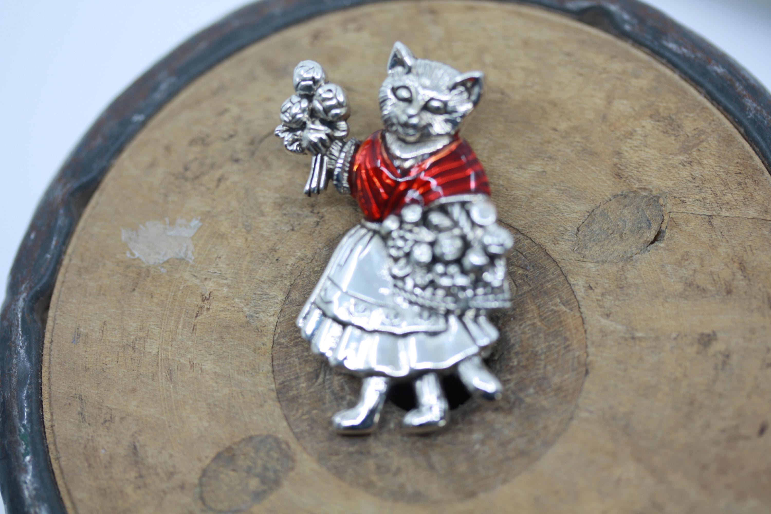 BEATRIX POTTER CAT Silver Vintage Style Brooch Red Enamel Shawl - Etsy