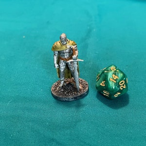 Road Wary Knight/Warrior Tabletop Miniature