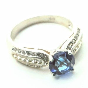 Vintage 7mm round cut Sappharine set in 925 Sterling silver ring-211