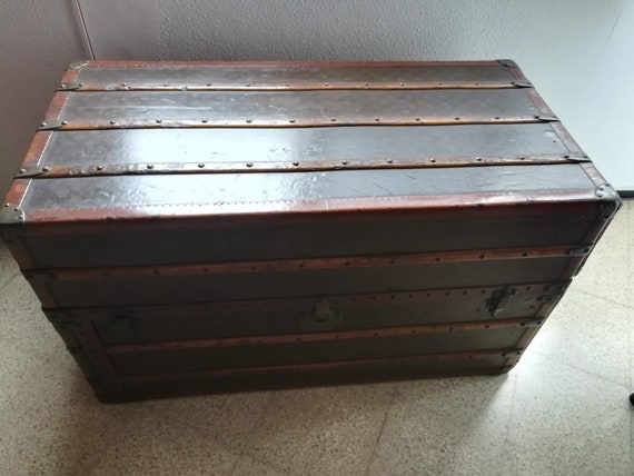 Vintage 1920s Louis Vuitton Trunk