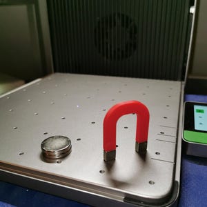 Integrated magnetic steel base for xTool® F1 Ultra Laser