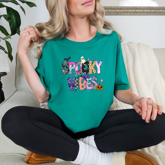 Halloween Spooky Vibes Shirt, Cute Ghost T-Shirt, Women Halloween Sweatshirt, Fall Sweatshirt, Spooky Season Tee, Halloween Matching Gift