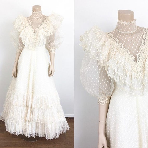 Vintage 1970’s Victorian Prairie Style Wedding Dre
