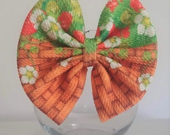 Strawberry Basket 5in Bow