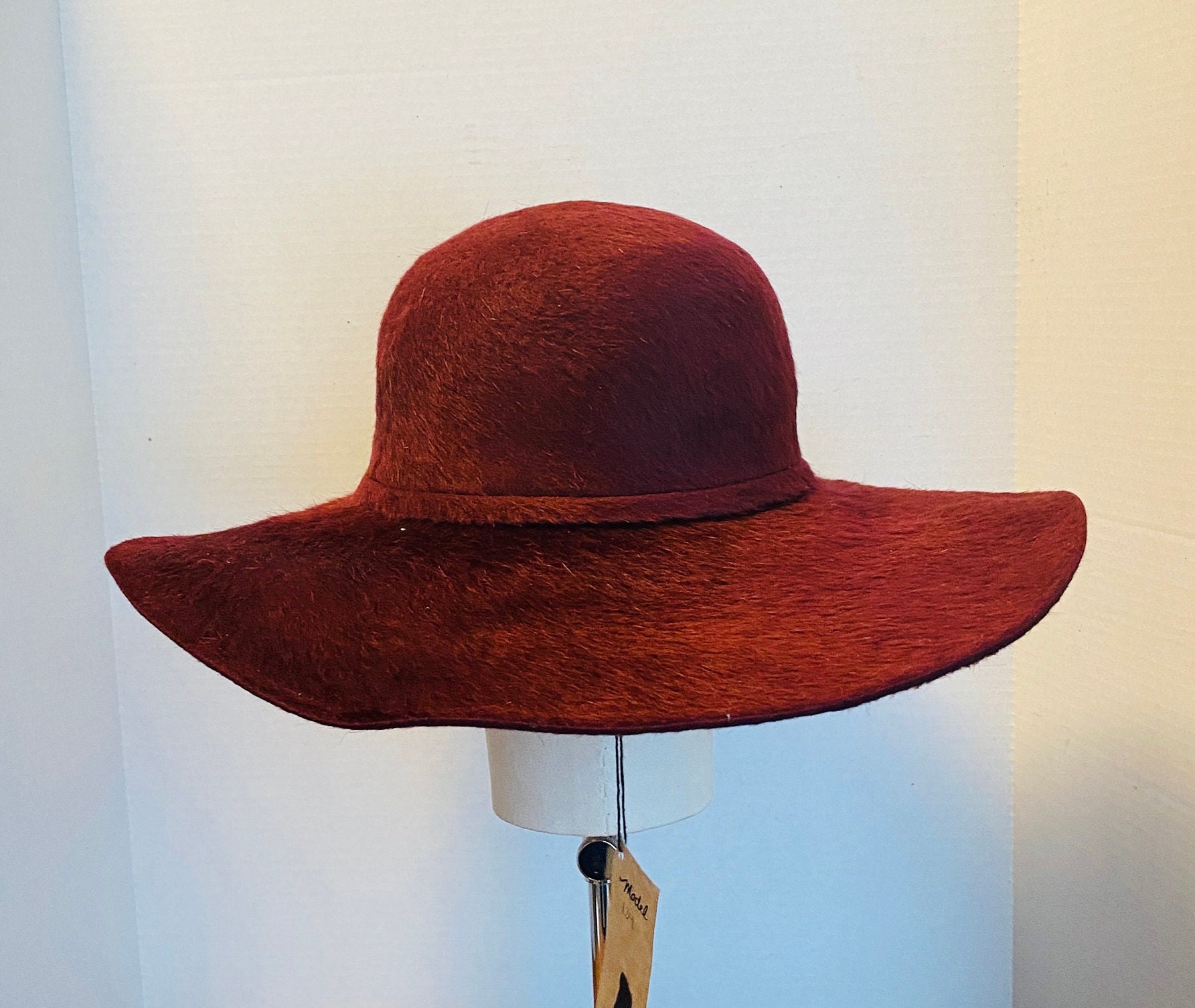 NWT Jeanne Marie Burgundy Color Brim Hat W/flower. - Etsy display picture 1