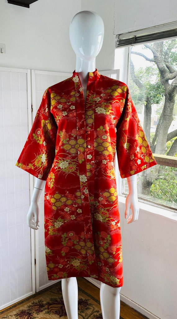 Vintage Chinese Silk Brocade Kimono / Tunic