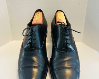 Too Boot New York, Derby, Black Leather Dress Shoes. 10.5 