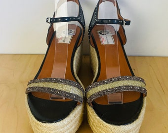 Vintage Lanvin, Paris, Esperdrille Wedge Shoe, 39. Good condition.