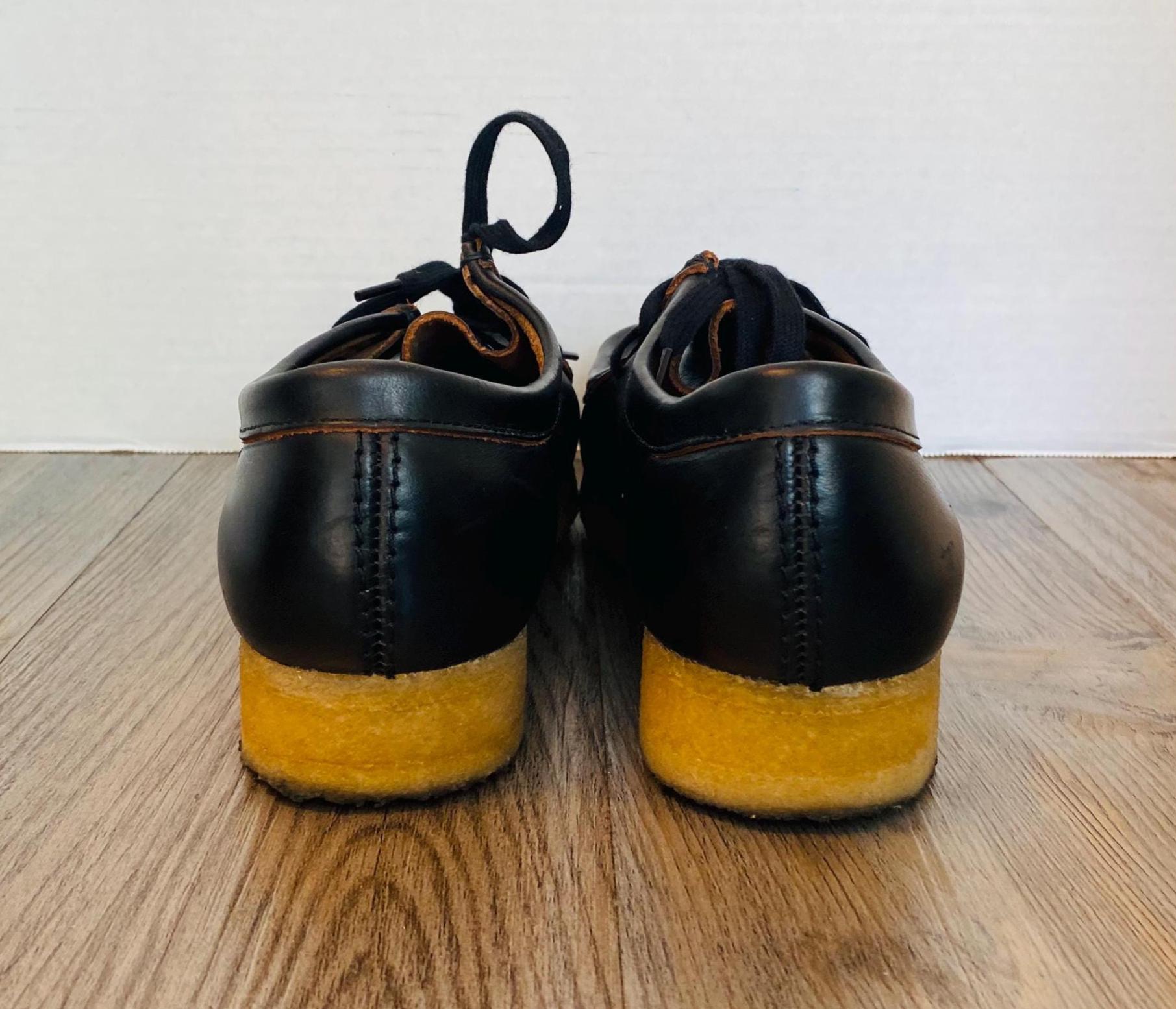 Clarks Originals Wallabees Mens Black Oiled Leather Shoes  display picture 2