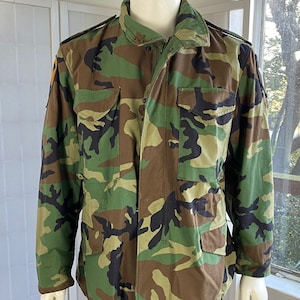 Vintage US Army medium camouflage coat w/liner, M.