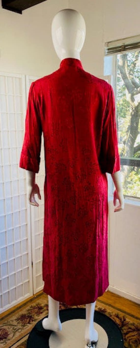 Vintage red embroidered rayon Kimono robe, 2 / 4. - image 3