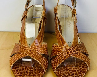 Vintage, Italy, Russel & Bromley London, women's Croc. embossed leather sling back heels, 7.5.