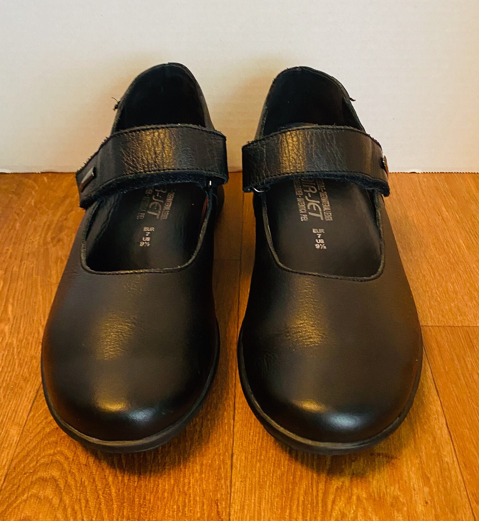 NWOB Mephisto Air Jet Korie Black Premium Leather Casual Flats Slip On Sz 9.5 US Air Jet Black Casual Shoes for Men for sale | eBay main image 4