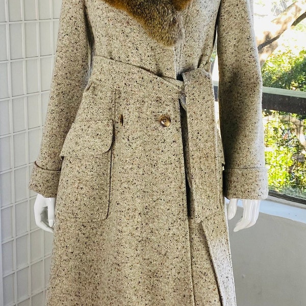 Vintage Womens Tweed Belted Coat w/ Fur Collar, M.