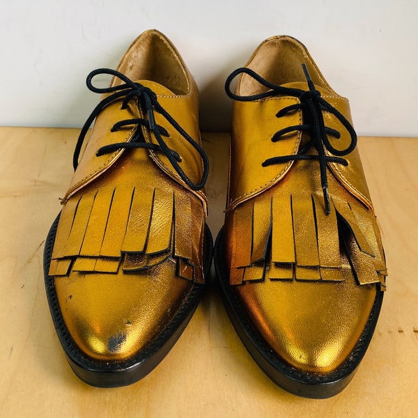 Castaner Spain, Womens Gold Metallic Leather Kilty Oxfords Shoes, 37/7.