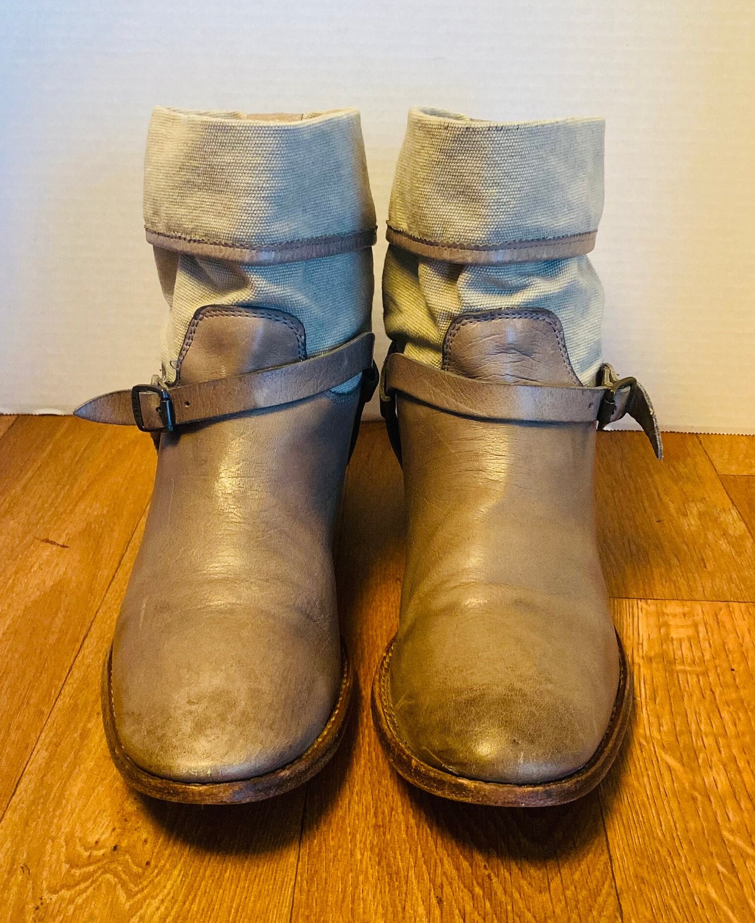 Frye gray boots discount