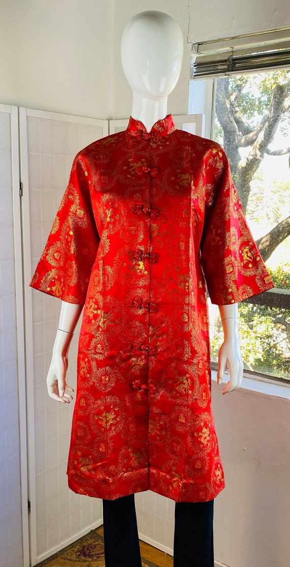 Vintage Red & Gold Rayon Embroidered Asian Robe w… - image 1