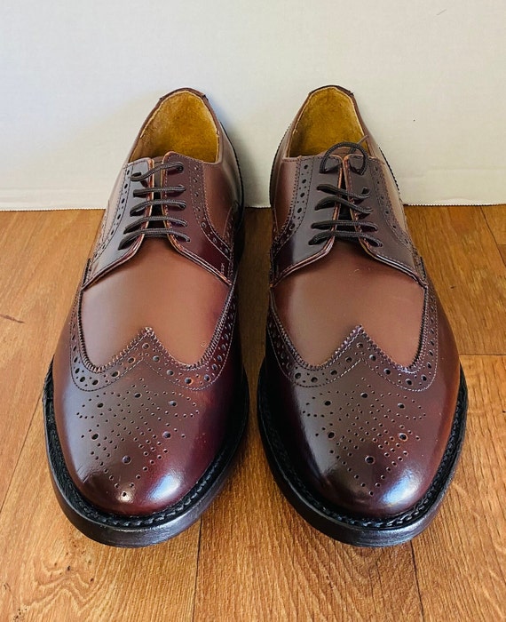 NWOT, Men's Samuel Wilson Shoes, 12. - image 7