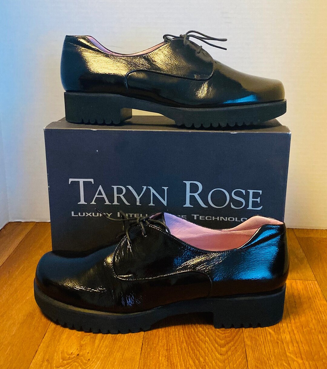 Luxury Shoe Taryn Rose Collection Taryn Rose, Women's Black Patent
