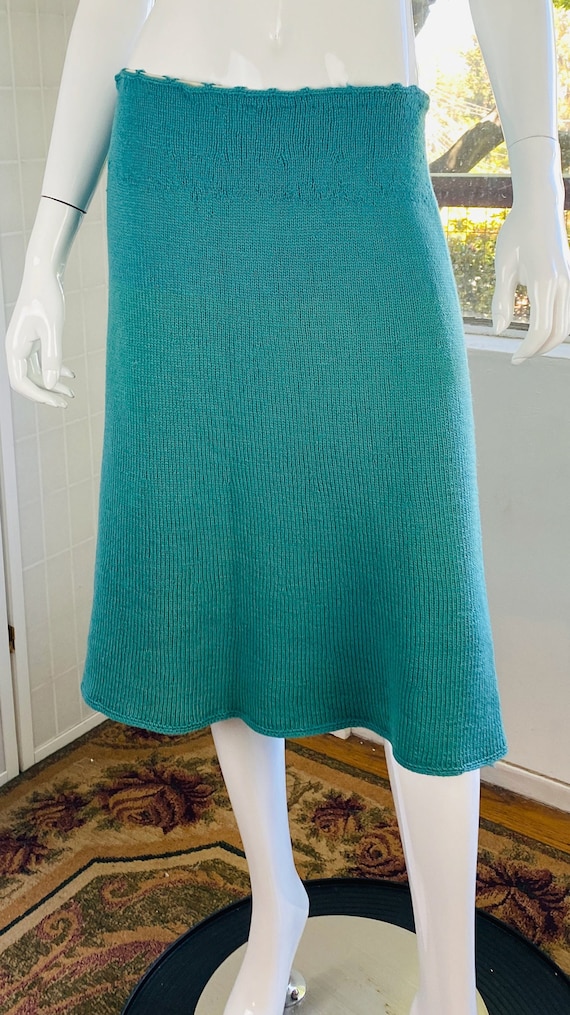 Vintage hand knit teal skirt, M.