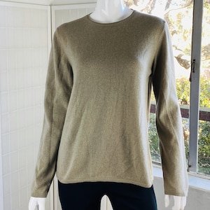 2 Malo Womens Cashmere Pullover Crew Neck Sweaters. image 1