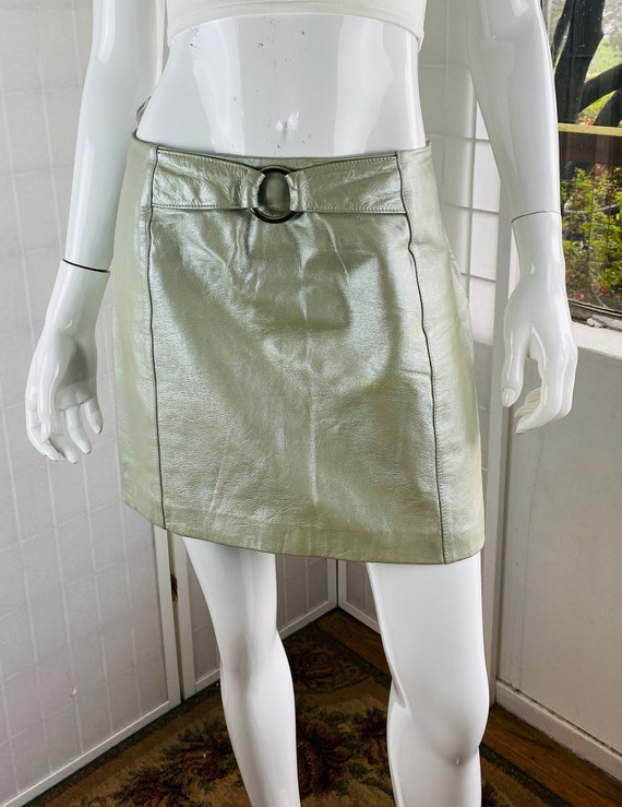 NWOT, MAXIMA metallic leather mini skirt, 12. - image 4