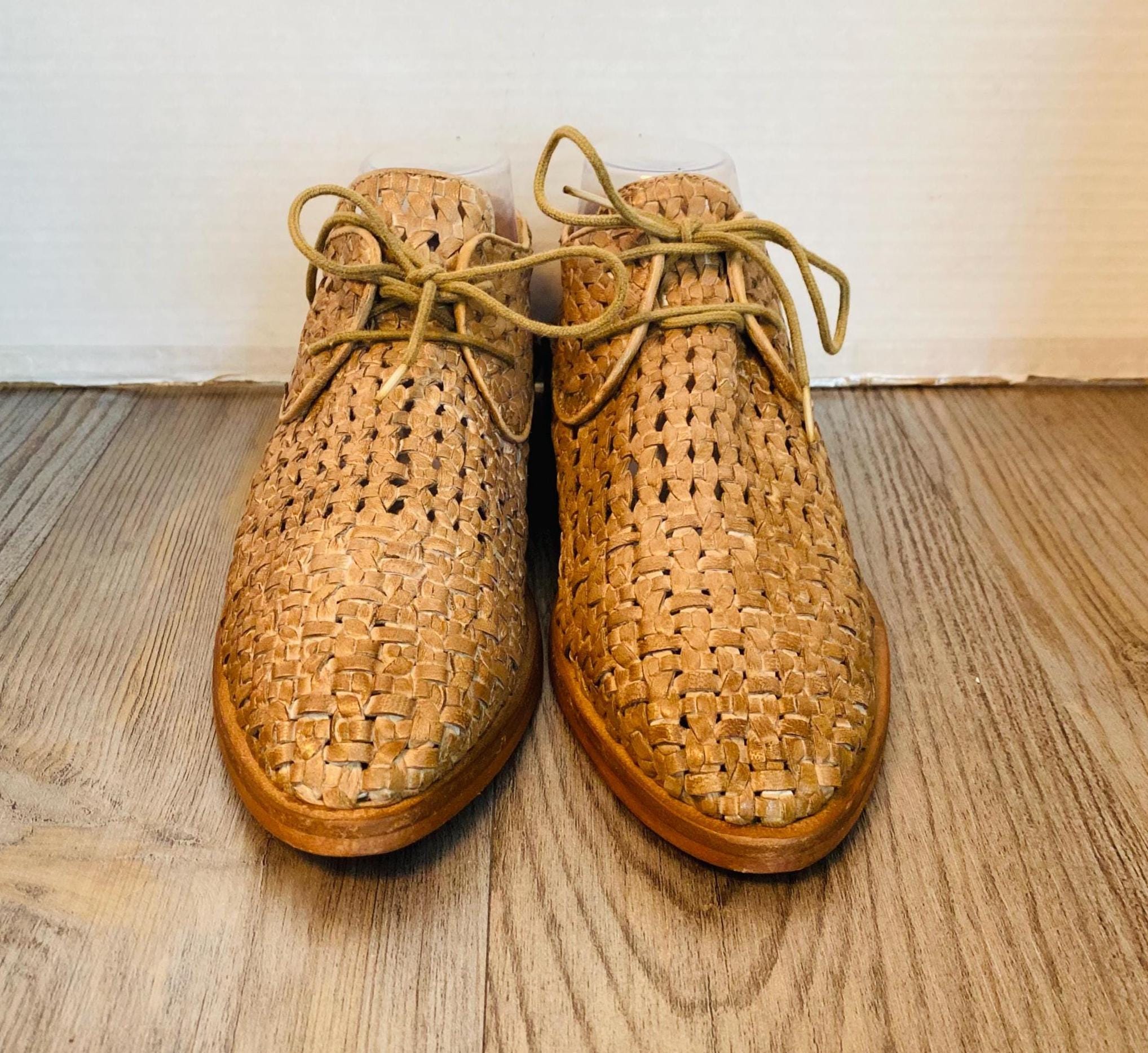 NWOB, Vintage Foundry Co. Womens Woven Tan Leather Oxfords  display picture 2