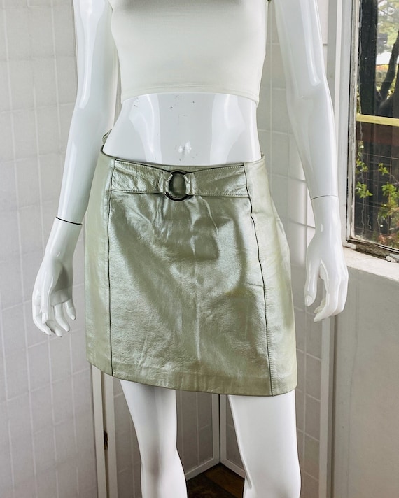 NWOT, MAXIMA metallic leather mini skirt, 12. - image 1