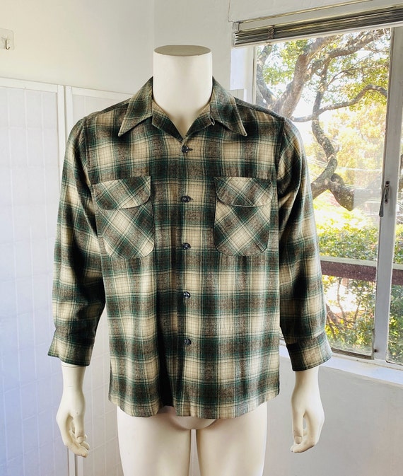 Vintage Pendleton plaid wool shirt, M. - image 4