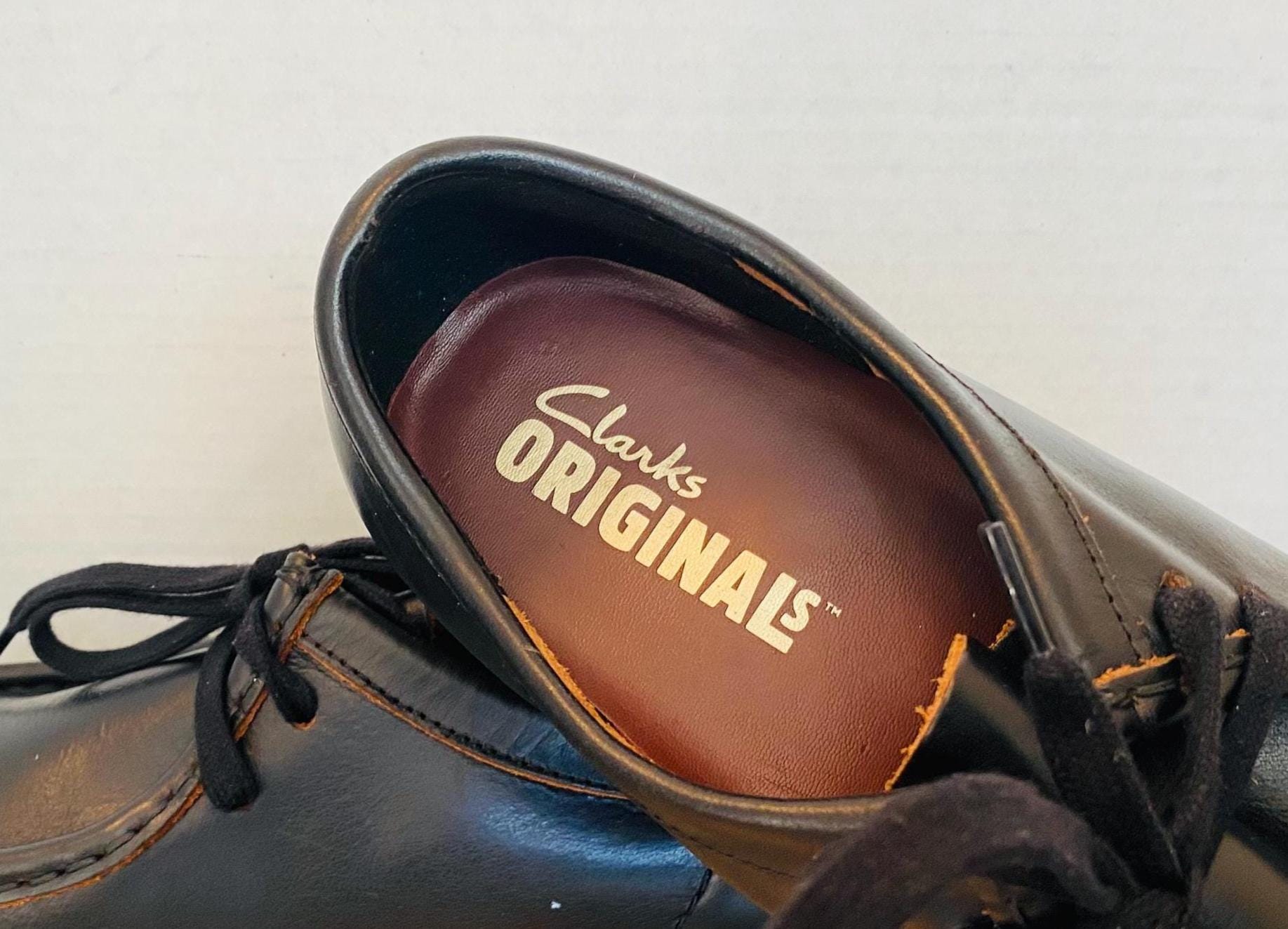 Clarks Originals Wallabees Mens Black Oiled Leather Shoes  display picture 1