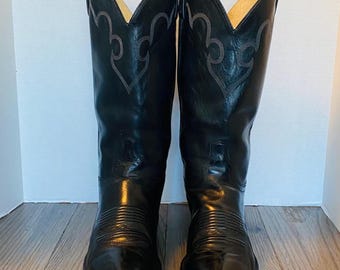 Vintage J. Chisholm, USA Hand Made Mens Leather Classic Western Boots, 9.5 D.